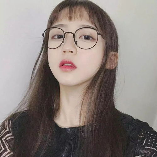 女生头像像风温柔侵袭