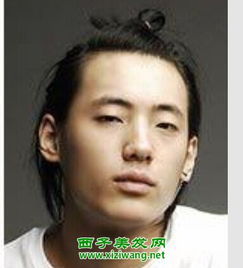 男生头顶扎辫子发型图片