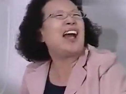 搞笑一家人罗文姬女士多要飞机餐,俊河放屁,顺才英文盲,太逗