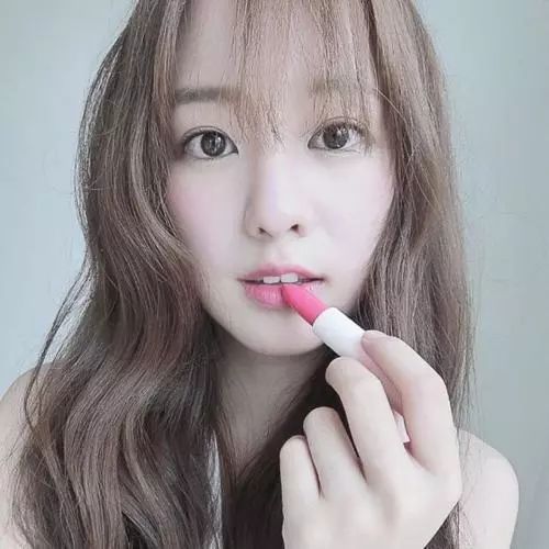 皱纹不见了40岁女人青春定格的秘密