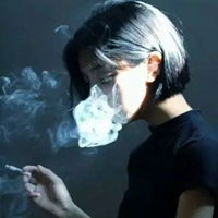 性感抽烟女生头像女人抽烟性感个性头像