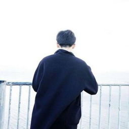 吸引女生的微信帅气头像
