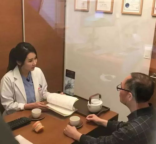 惊掉下巴50岁冻龄美女牙医火了网友自拍太少