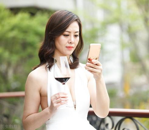 中年女人,长相年轻有什么用3个男人说了大实话