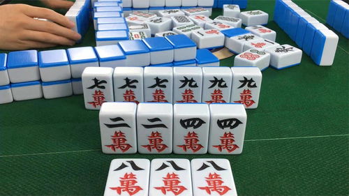 这一局麻将回看了三遍,还是没搞明白小哥的操作,应该是家里有矿