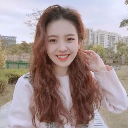 女生头像没有人心疼我