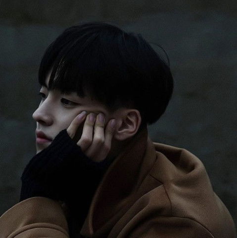 男人把你当玩偶,都会有这3种表现,中一条就趁早分手吧