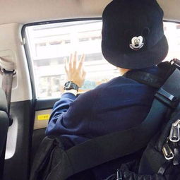 男生qq头像背影带帽子滴