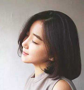 胖脸妹子适合哪些短发发型