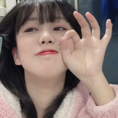 qq真人中年女头像