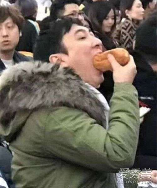 搞笑图片头像微信表情王思聪吃热狗