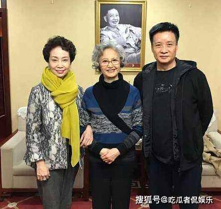 他是国家歌唱家,陪妻子抗癌30年不离弃,最大幸福是喊声妈,父亲成唯一遗憾