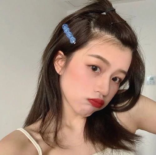 干净清澈女头玫瑰即玫瑰花香无意义