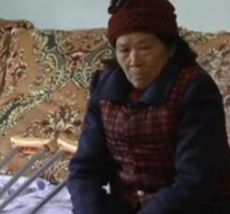 2013年,9岁男孩扶老人反被讹,老太太叫嚣说谎死全家,结果如何