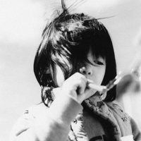 伤感头像男生抽烟黑白