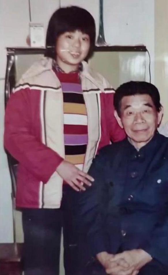 田静弟弟更新动态,内容温馨又搞笑,有爱的一家人让人百看不厌
