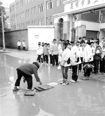 五六十岁老人头像真实照片居委会