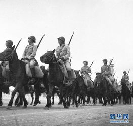 军情24小时老照片回顾共和国阅兵经典瞬间