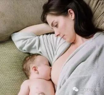 产后妈妈遇到漏奶怎么办需补气血