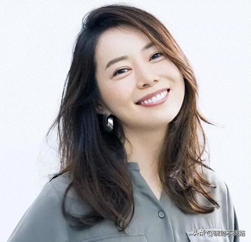 女生脸上有这3个特征,是天生的美人胚子,尤其第2个很少见