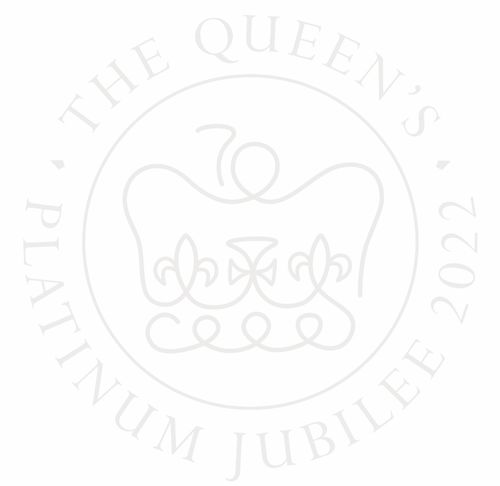 操刀英国女王登基70周年纪念logo的竟然是19岁学生