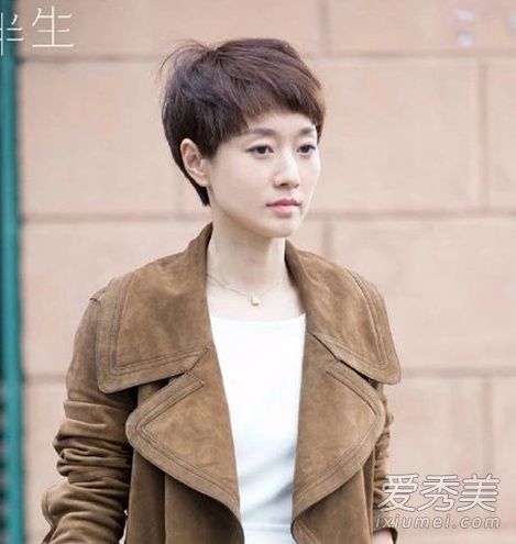 40岁女性的微信头像一个男人