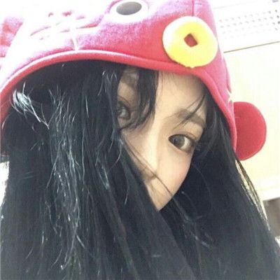 qq头像连帽女卡通拽