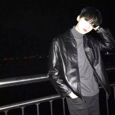 快手最火头像男生霸气高冷我们都是在夜里崩溃过的俗人