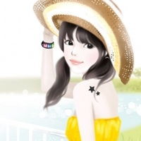 手绘黑白带眼镜酷酷女孩漫画图片大全