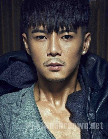 30岁男人适合什么发型而立之年告别稚嫩