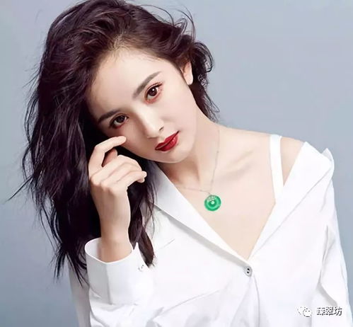女人过了三十岁,首饰该戴什么不该戴什么,全在这了太有用了