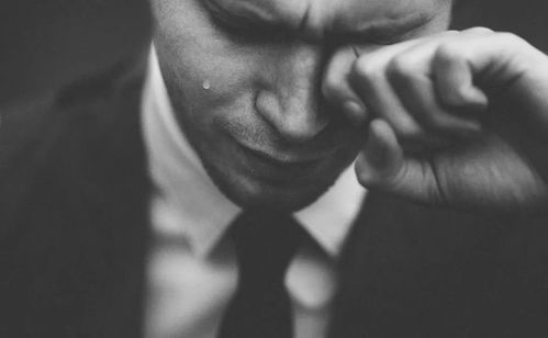 微信又双叒叕更新表情翻白眼我裂开了怎么地道翻译老外为你解答