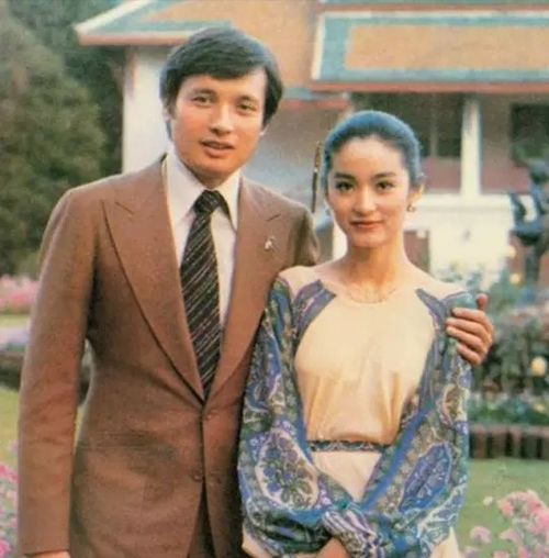 林青霞的残酷情史,和她背后的3个男人