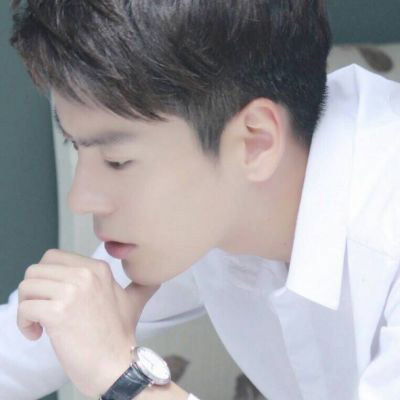 清新头像男真人文艺范2020好看的气质阳光男生头像