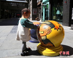 西宁街头石墩变身动漫人物呆萌可爱