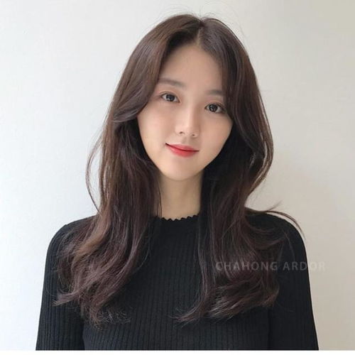 30岁女性长发该怎么烫,烫多卷怎么烫显气质而不是显老