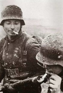 凝固的历史瞬间33张有趣的历史老照片,1916年就有电动滑板