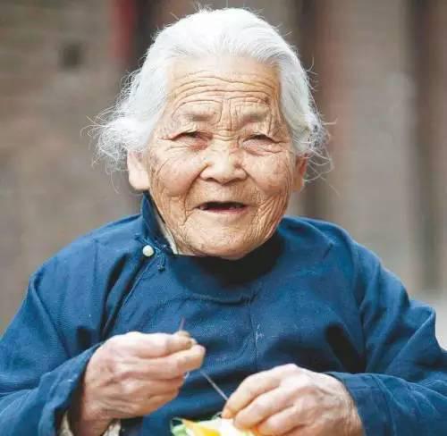浙江最长寿老人生于清代她的长寿秘诀,却是简简单单5件事
