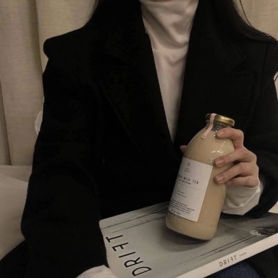 高冷时尚部位女头黑色西服酷女生头像我要个性网