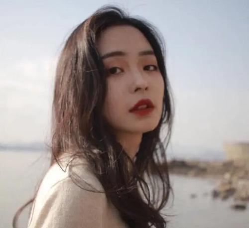 越来越多年轻漂亮的女孩子,愿意被包养过来人说了大实话