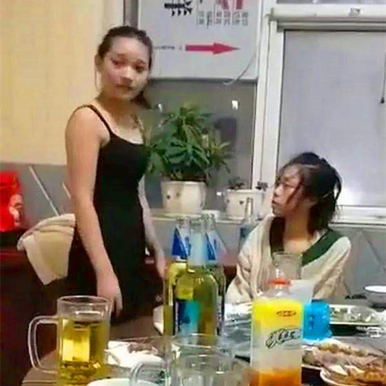 五十岁的图片女生头像耳光