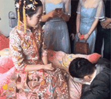 开心一笑,搞笑gif看着都疼,菊花要开花了