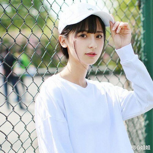 4个55岁退休女人的自述不合群,才是退休后最好的活法