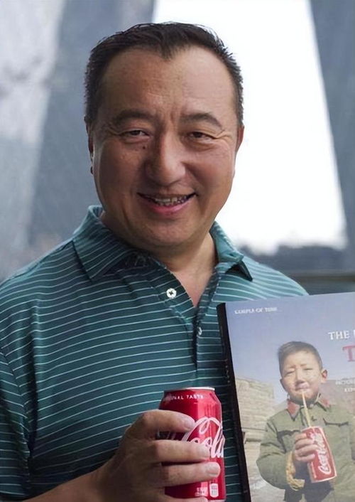 登上长城喝第一口可乐,1979年被当杂志封面的八岁男孩,后来怎样
