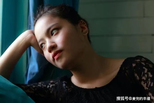女人过了50岁,最亲的人不是老伴,不是儿女,而是这3个人