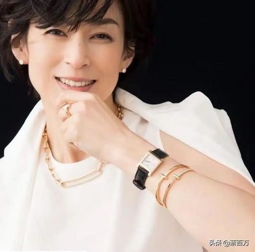50岁奶奶辈怎么穿铃木保奈美干练优雅熟女风,穿出不一样的人生
