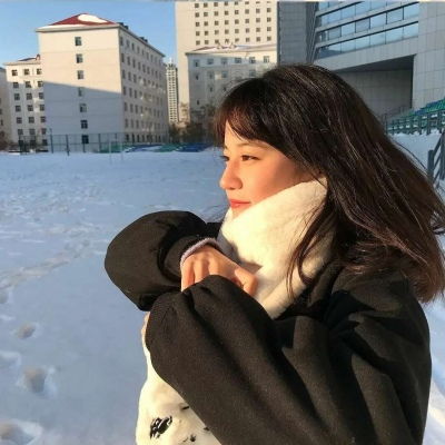 林七愿优质女头不要躲在伞女生头像我要个性网