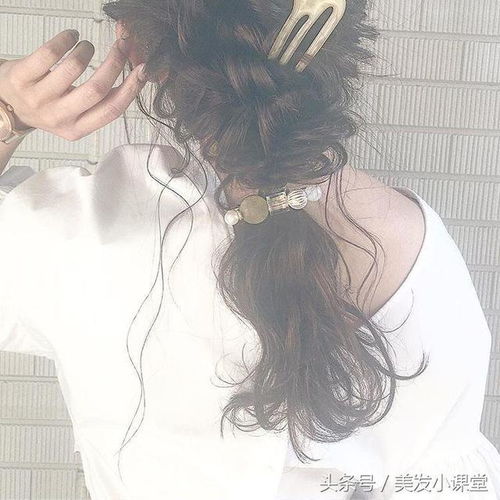30到40岁的女性,头发这样扎最优雅
