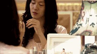 把艾莉换成了洪世贤的脸,哈哈哈哈哈好好笑啊