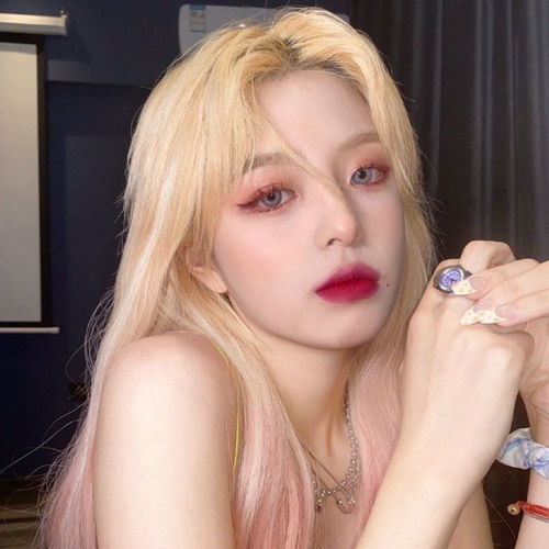 精选优质温柔小众好看的女生头像285